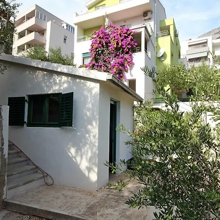 Family Jovic Apartmán Makarská